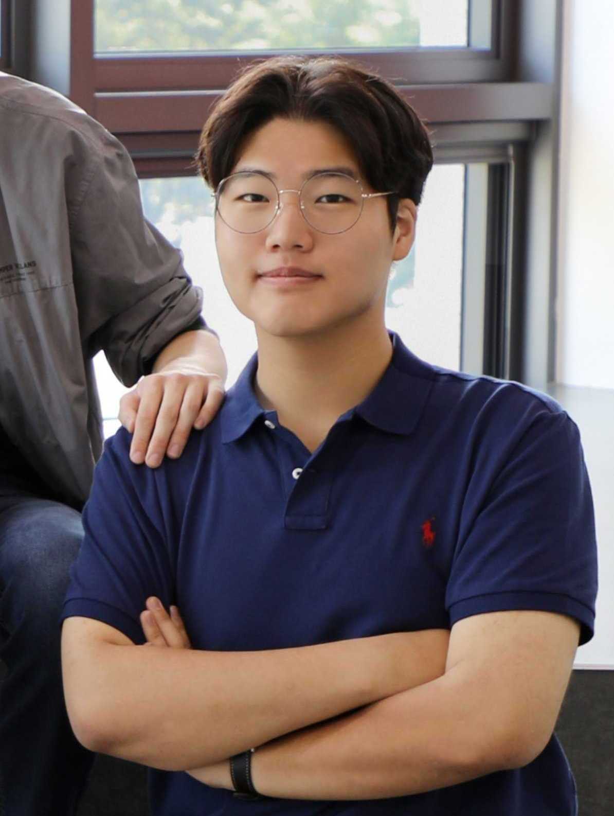 Profile photo with his/her face