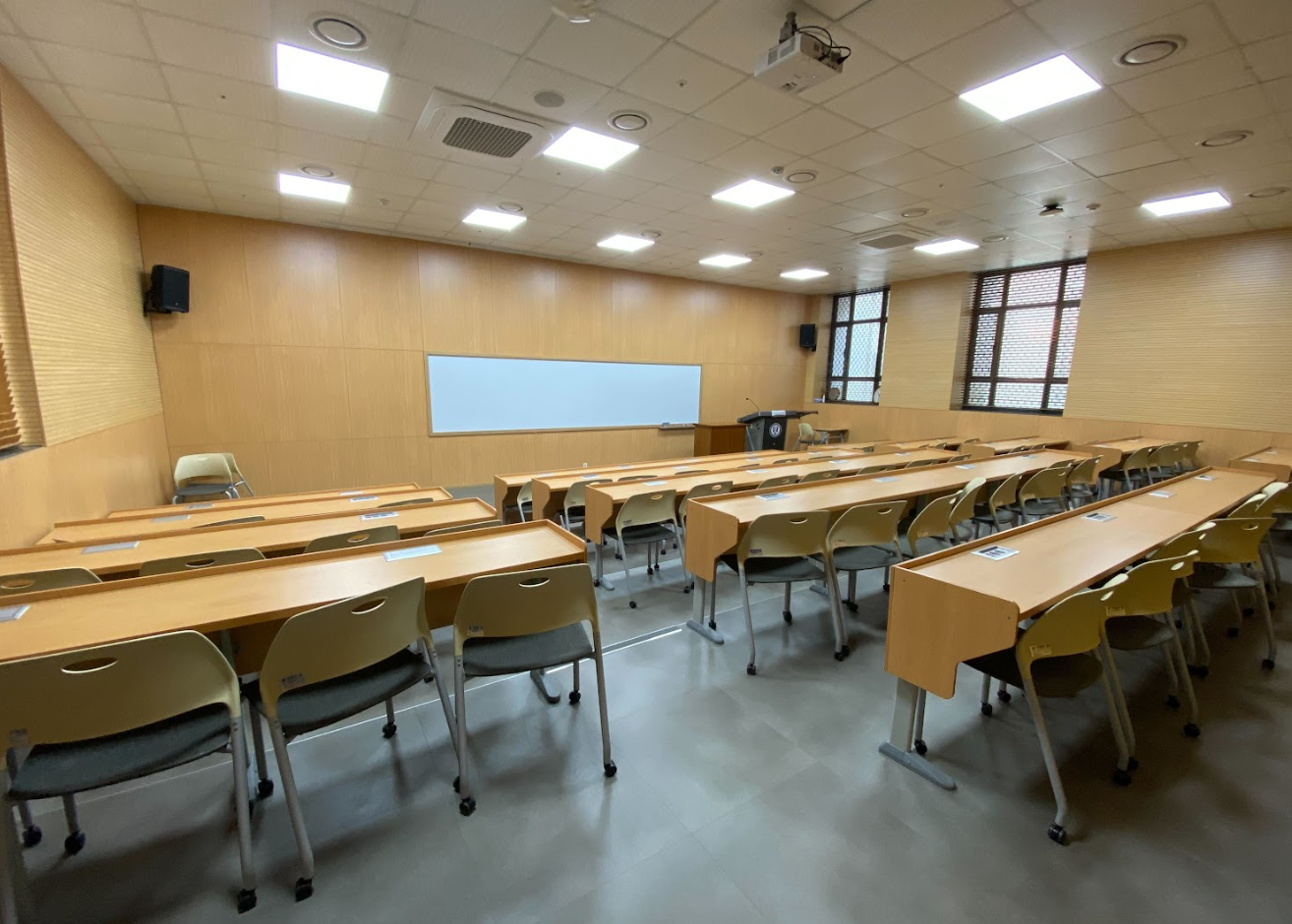 Daewoo Hall B109 lecture room interior